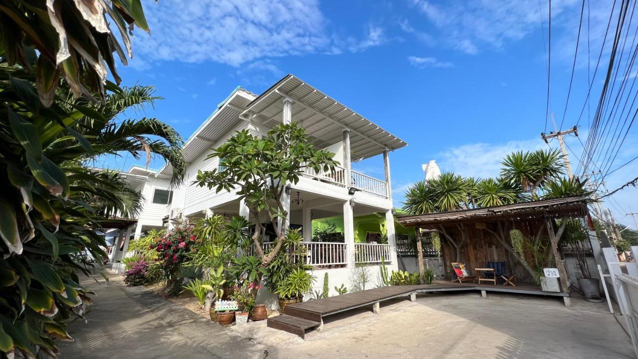 Sawaddeethaweesuk At Kohlarn Apartment Exterior foto